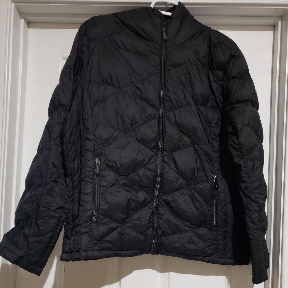 Michael kors Ultra lightweight jacket, hood‎ packable Down in BLACK.